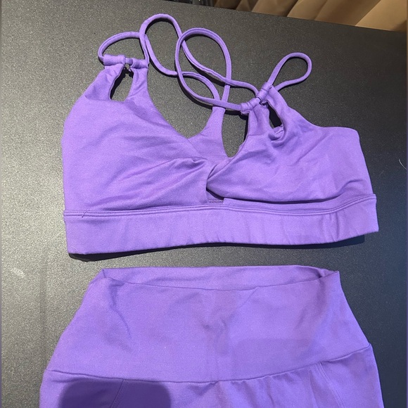 (3) Bombshell Workout Set Bundle - Picture 11 of 13